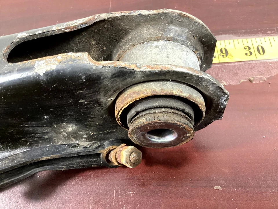 BMW 328I F30 2012-2014 brazo de control de suspensión inferior trasero izquierdo OEM. Foto 4 de 4