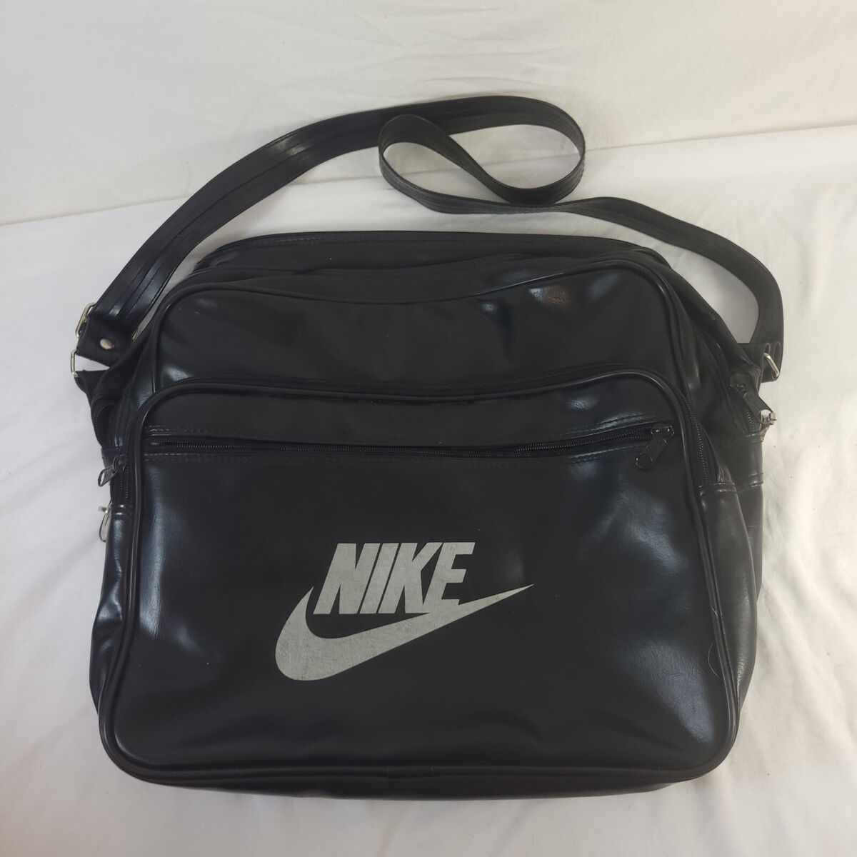 Nike Black Messenger Bag, Pleather Shoulder bag, laptop bag, school bag as is | eBay Nike Black Messenger Bag, Pleather Shoulder bag, laptop bag, school bag as is | eBay