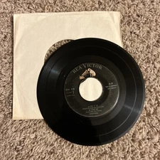 Elvis Presley EP ~ Rip It Up/ Love Me/ Paralyzed/ When My Blue Moon...45 Record