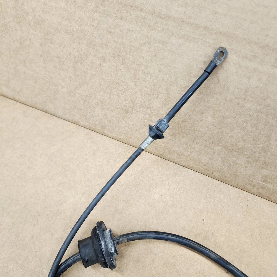 85 C4 Corvette Cruise Control Servo Vacuum Actuator Module Pod & Cable Hoses OEM - Image 4 of 4