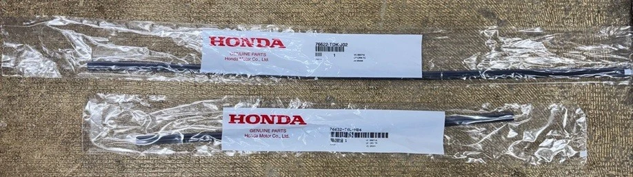 Genuine OEM Honda Civic 2016 - 2021 Wiper Rubber Insert Pair Front Set Insight - Image 1 of 1
