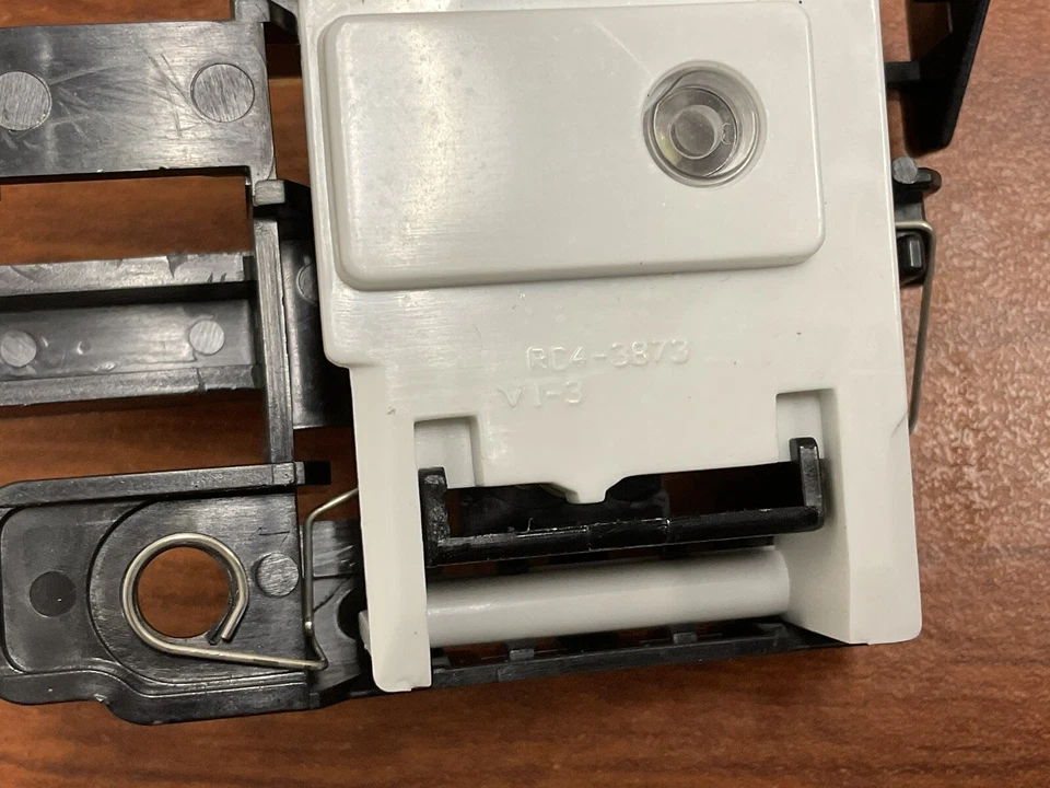 HP Color Laser Jet Pro MFP M479 RM2-7404 RC4-3873 Power Switch Assy - Image 3 of 3