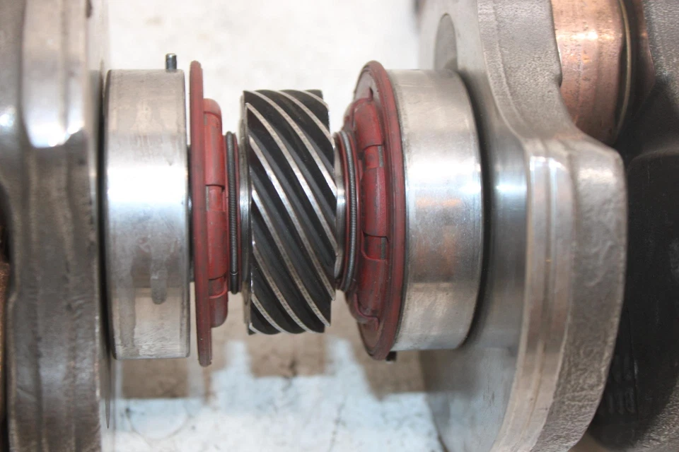 02 Cigüeñal Ski-doo Grand Touring 500 OEM 420888461 421000567 SS24 Foto 4 de 4