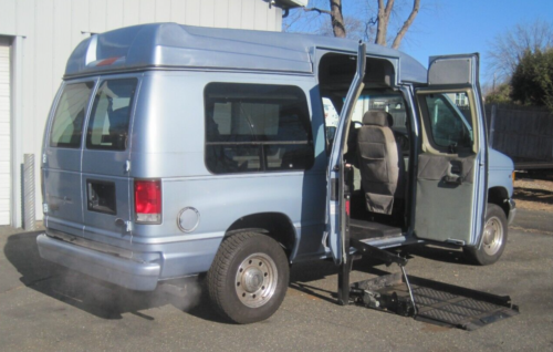 2000 Ford E-250