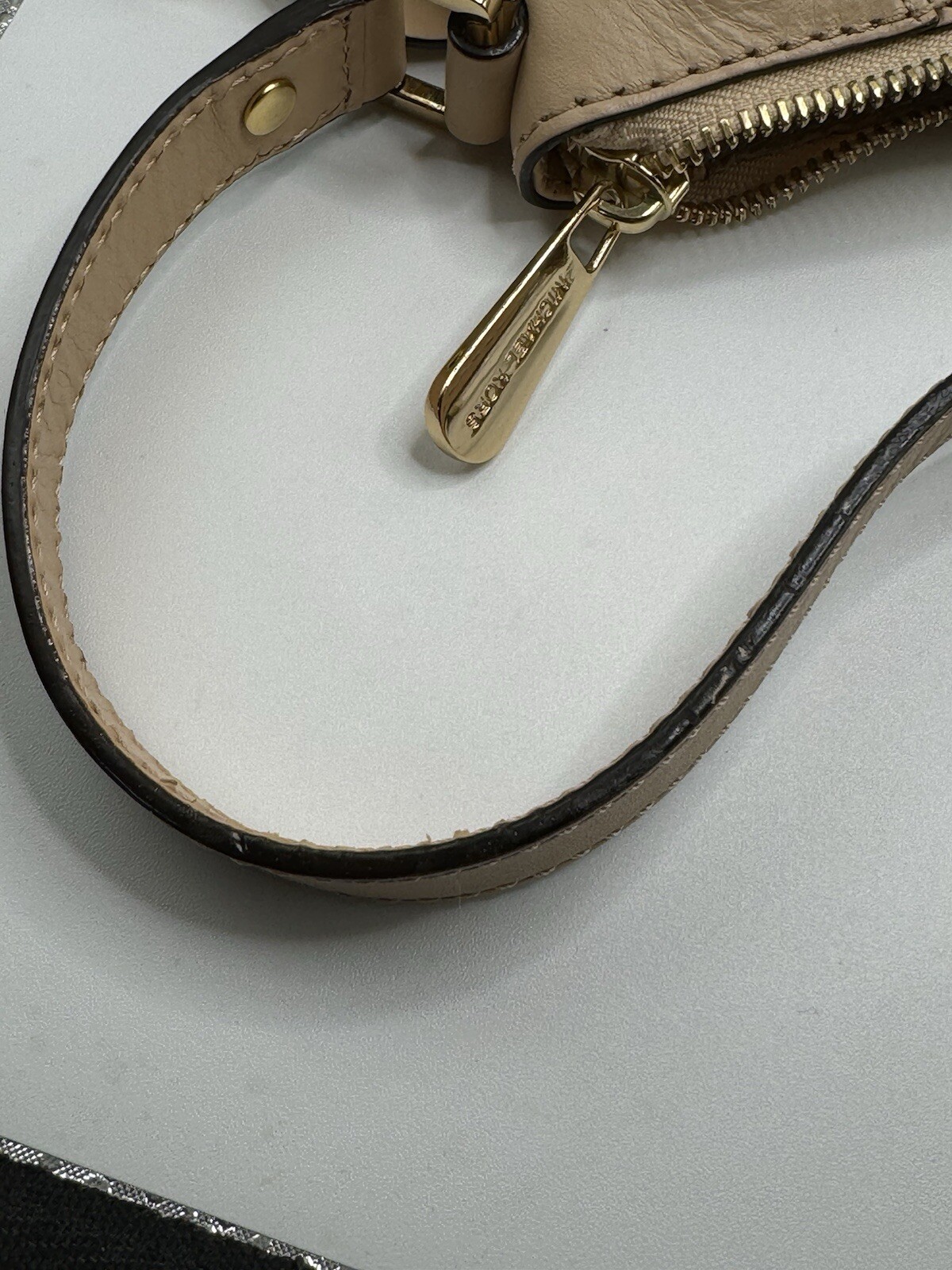 Picture 15 of 20