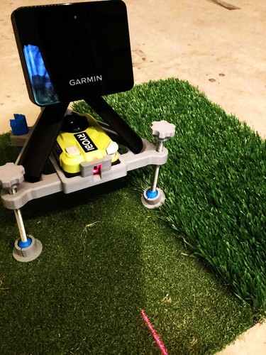 Garmin Approach R10 Golf Alignment and Leveling Stand - Multifunctional ...