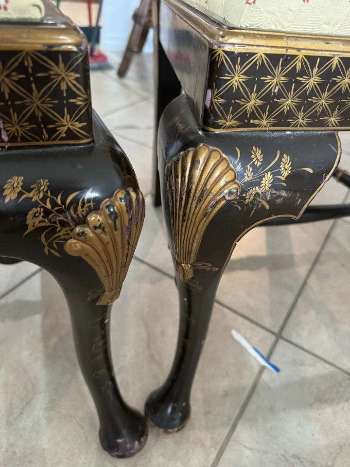 Par de sillas auxiliares antiguas Chinoiserie Queen Anne de laca negra del siglo XIX Foto 4 de 4