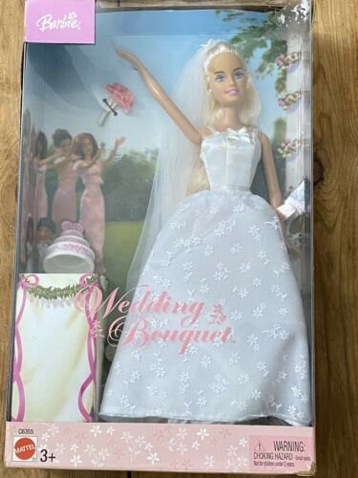 IGAPEL Embalagens - BALAO REGINA MET. BOUQUET BARBIE PACK