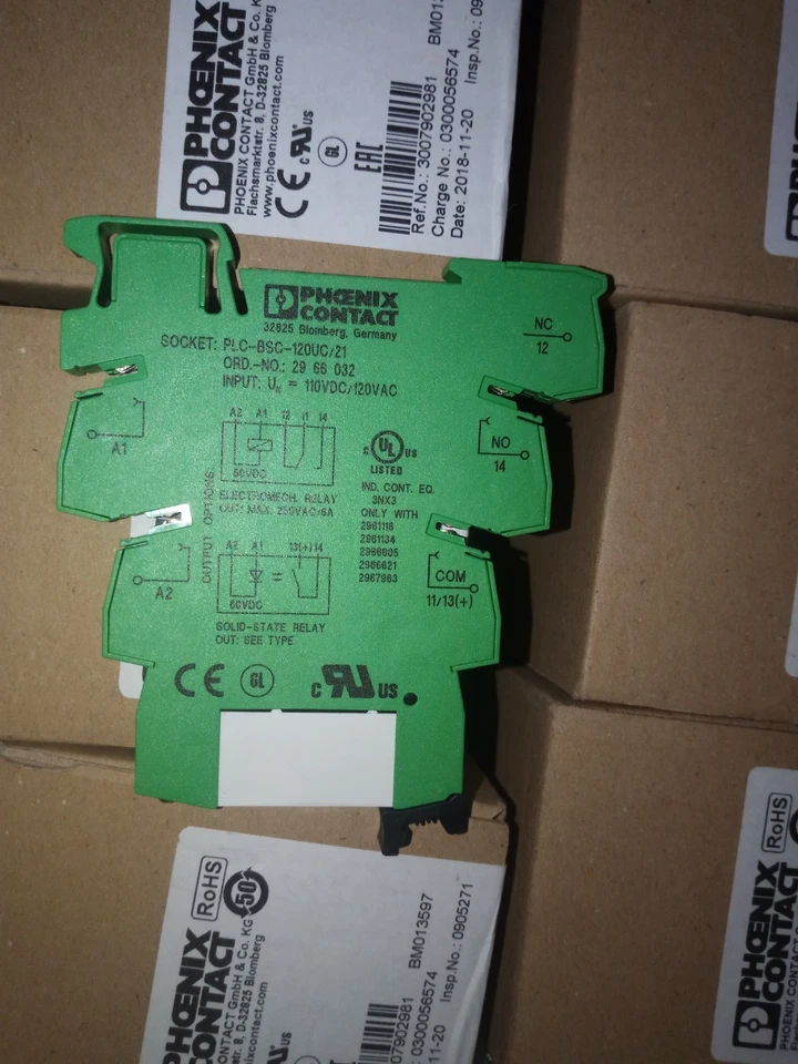 phoenix contact interposing relay ac110v - Image 2 of 4