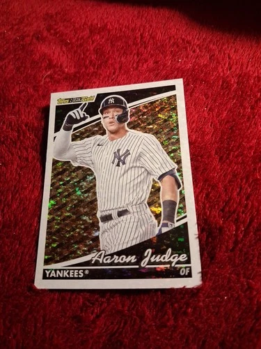 2022 AARON JUDGE TOPPS UPDATE BLACK GOLD BASEBALL CARD #BG-18 NY YANKEES RISE