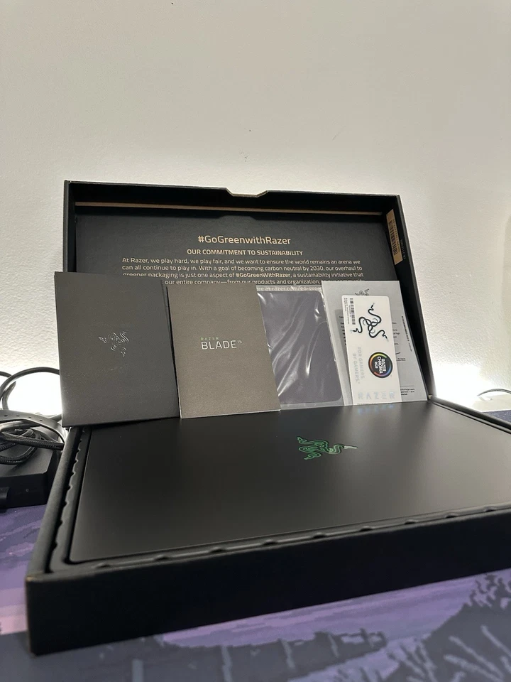 Razer Blade 15 – Intel Core i9-12900H | RTX 3070 Ti - Image 2 of 4