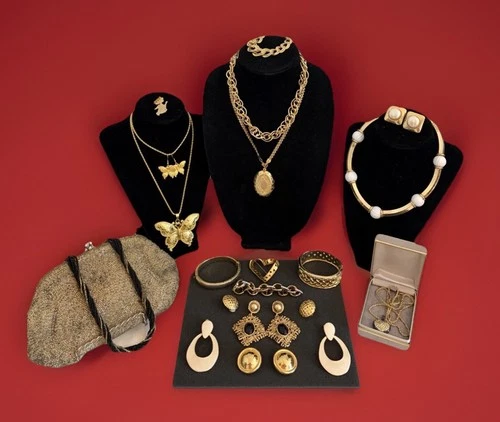 Vintage Evening Gold Plated Costume Jewelry Some Never Worn Purse