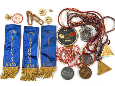 Lot (x16) Odd Fellows IOOF Lot pins, ribbons medals buttons KS flt nazareth PA