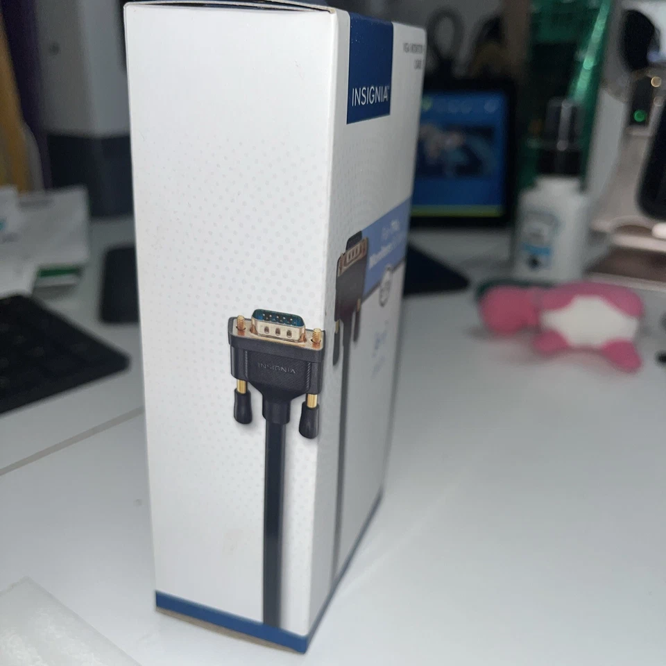 Insignia- 6' VGA Monitor Cable - Black - Image 3 of 3