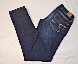 dark wash american eagle jeans