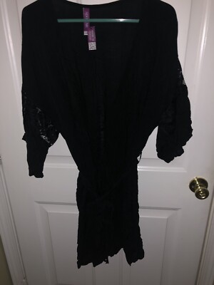 Adore Me Woman s Size Med Bath Or Beach Robe  NWT