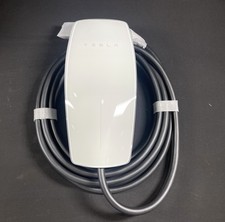 Tesla 1457768-02-G Wall Connector Hardwired E...