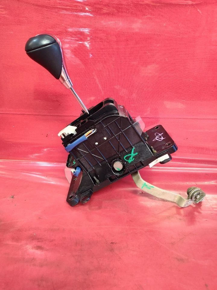 2006-2013 Lexus IS250 IS350 Automatic Trans Gear Selector Shifter Lever *AWD* - Image 3 of 4