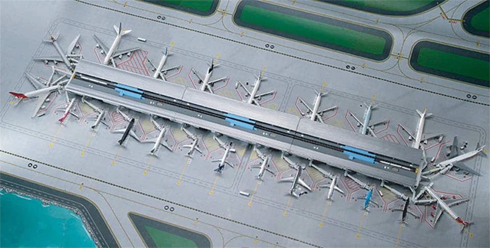 Gemini Jets Airport "3 Terminals" mit Licht "VERY RARE" 1/400