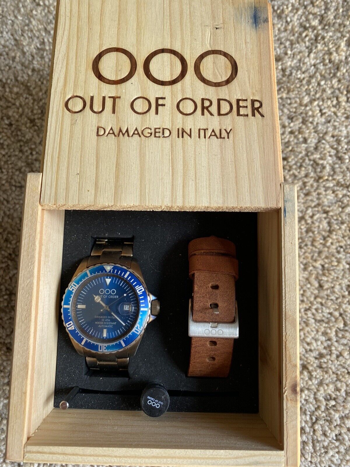 OOO Out Of Order Automatico Mens Watch Blue 44mm