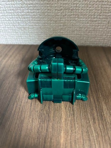 Zippo Gundam Zaku MS-06 tipo producción en masa encendedor y soporte de cabeza con caja sin usar - Imagen 15 de 19