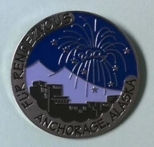 2004 Anchorage Alaska Fur Rondy Rendezvous Enameled Metal Pinback Button