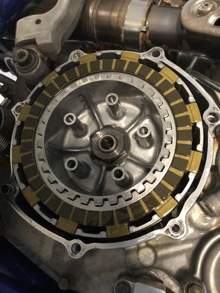 Kit de embrague EBC con resortes de alta resistencia - Kawasaki KLX250S/KLX300 2006-2025 Foto 3 de 3