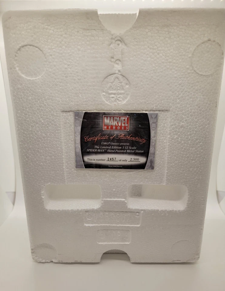 Estatua Spiderman Marvel Heroes Corgi Ltd Hand Ptd Mtl #2457/2500 IOB, CERTIFICADO 1:12 Foto 4 de 4