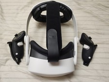 Meta Quest 3s Standalone VR Headset w/ Touch ...