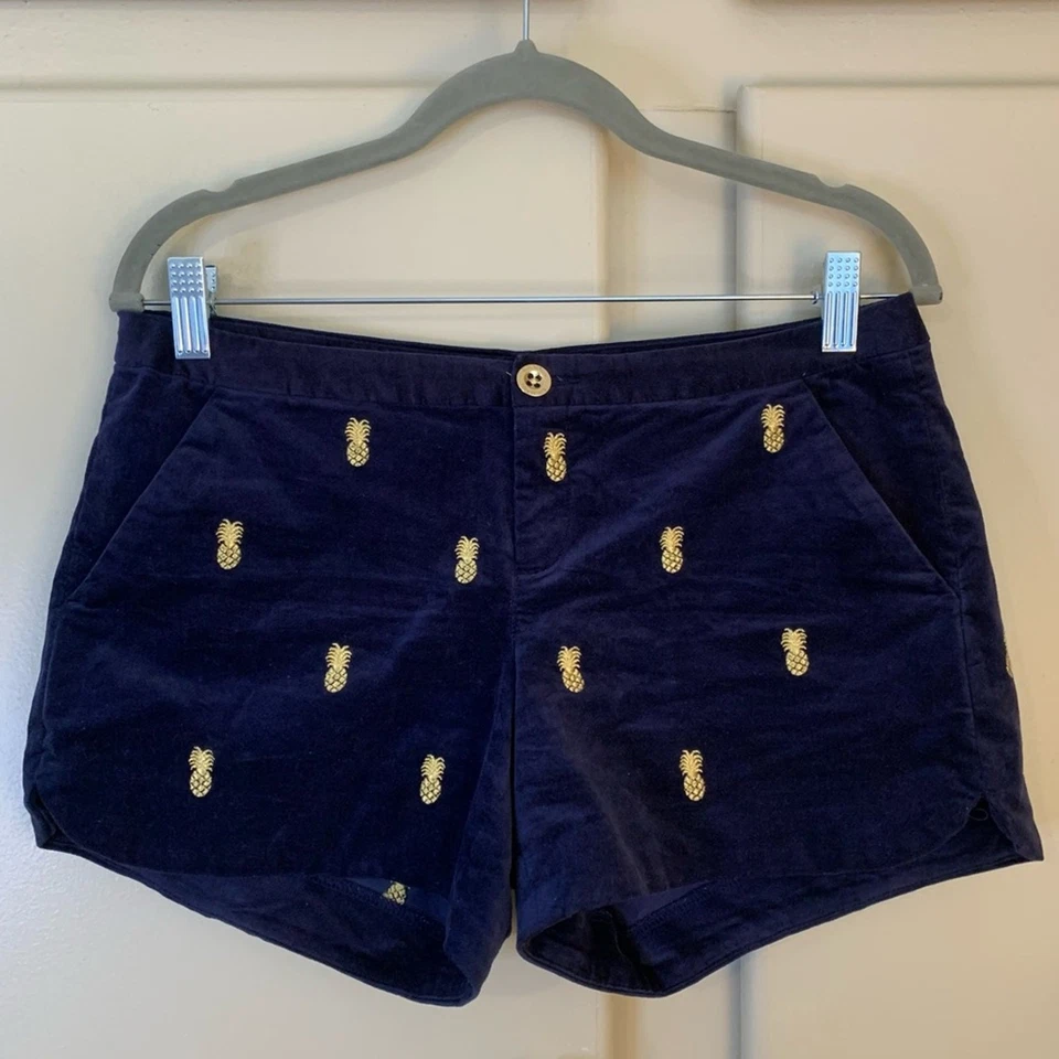 Lilly Pulitzer Womens Adie Blue Velvet Gold Pineapple shorts Size 2 Preppy Chic - Image 2 of 4