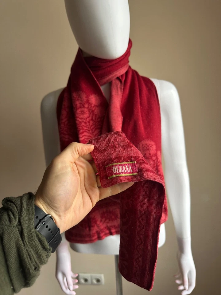 Bufanda de lana floral rosa Oleana 170 cm Foto 3 de 4