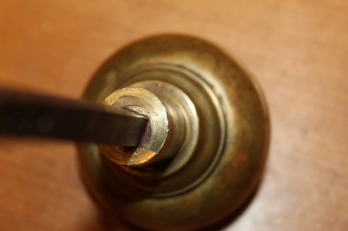 Set Antique Bronze Corbin "Naples Design" Knob & Escutcheon E-11500 C:1905 W-47 - Picture 12 of 12