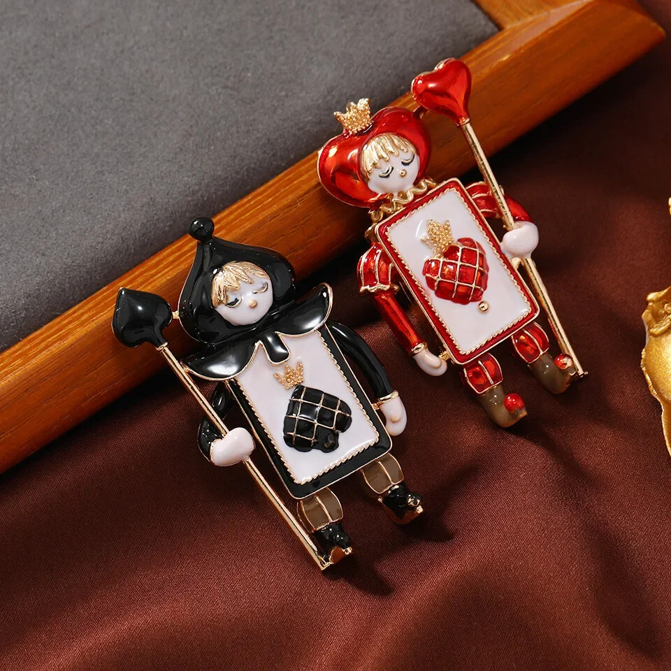 New Arrivals Cute Vintage Spades Soldier Brooch Christmas Accessories Pin