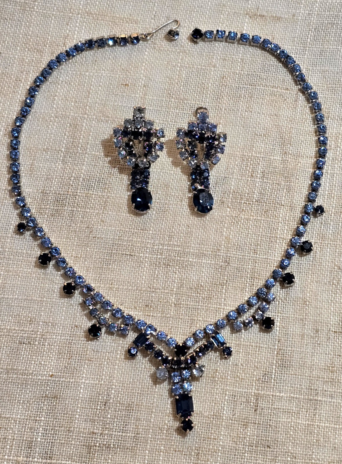 Mid-century Modern Silvertone Blue Rhinestone Bib… - image 5