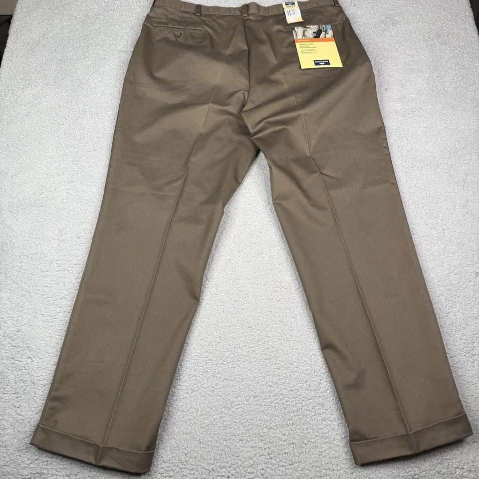 Dockers Go Khaki Pants Mens 40x32 Classic Fit Pleated Cuffed Stain Defender NWT - Image 3 of 4