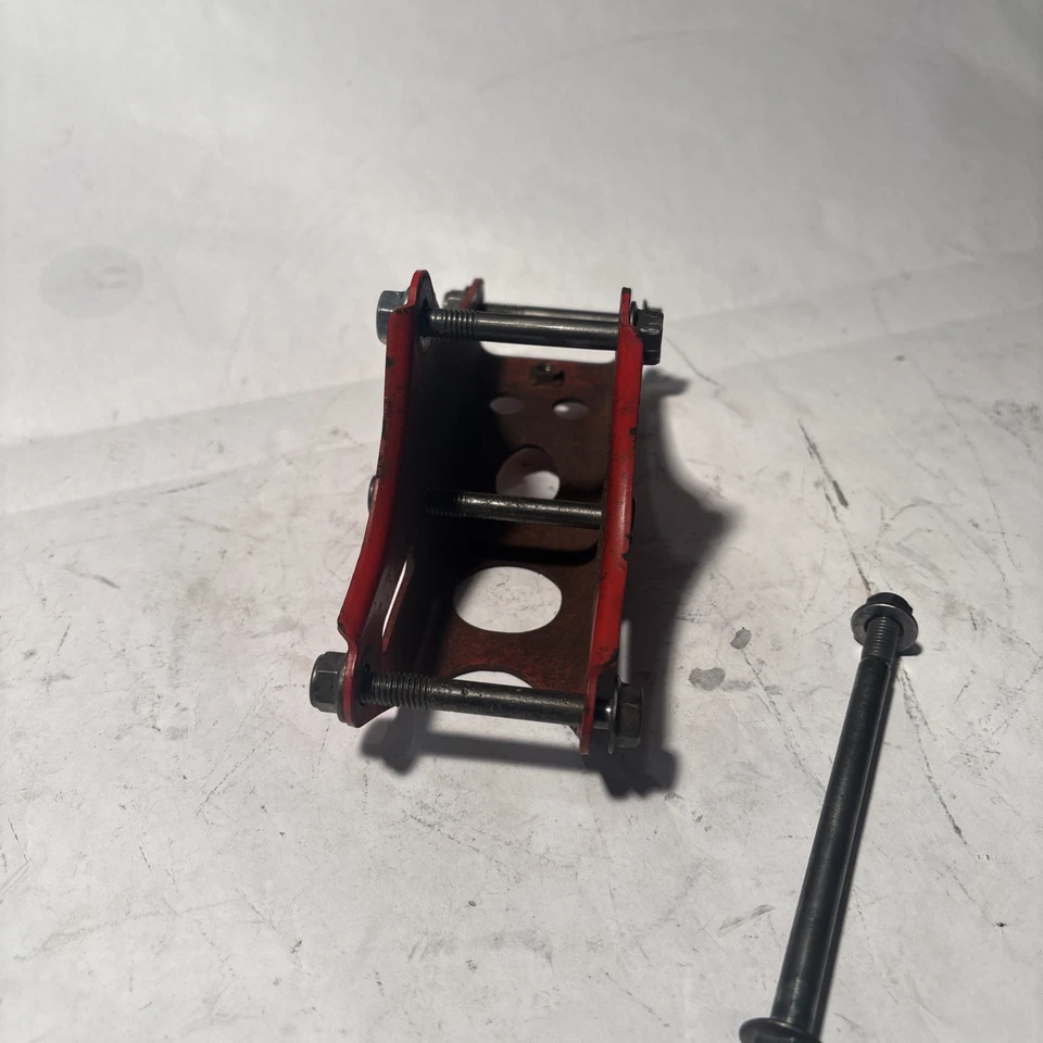 Yamaha TT225 TT 225 1986 1987 1988 OEM Motor Moror Mounts Bescket Stay Holder ✅ Foto 3 de 4