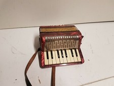 HOHNER MIGNON ACCORDION 
