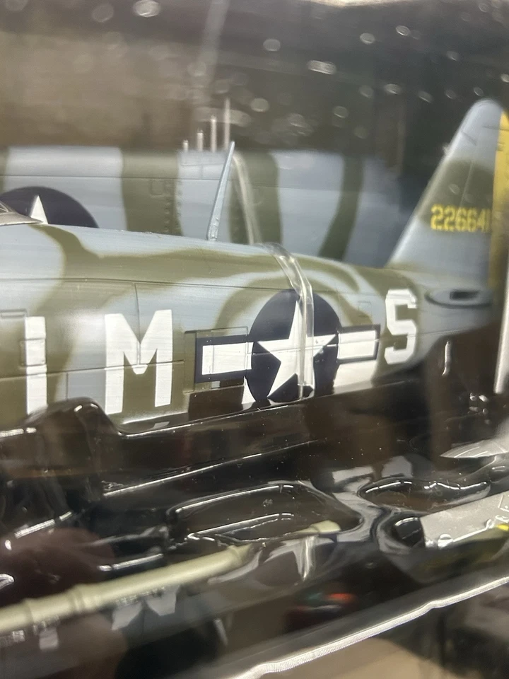 Ultimate Soldier WW2 Dogfight 1:32 Focke-Wulf Fw-190D-9 VS. P-47D Thunderbolt - Image 4 of 4