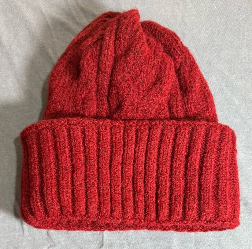 Free People Coastline с манжетами кабель вязаный Beanie бордовый красный новый без ЯРЛЫКОВ $38 - Изображение 3 из 4