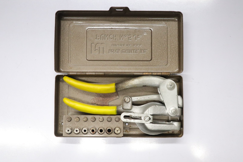 Roper Whitney n. Kit punzone manuale 5 Jr con custodia in metallo - Foto 2 di 13