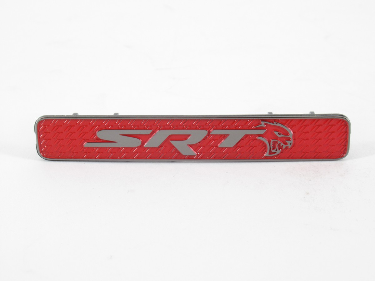 専用★修理済みALS /SRT super Genuine OEM Mopar Dodge 68381502AA 'SRT' Hellcat Dashboard Emblem