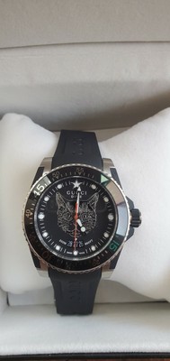 Authentic Gucci YA136320 Dive cat motif 
