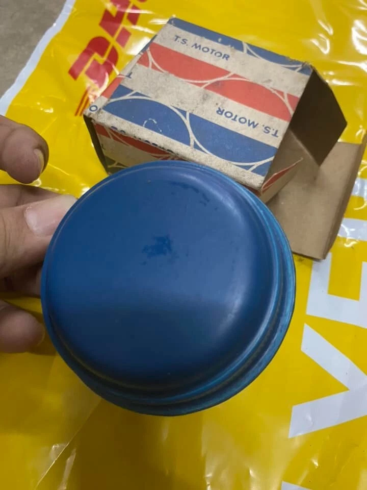 Datsun 1200 B110 B210 120y A12 A15 521 610 620 720 Sunny ute oil filler cap NOS - Изображение 3 из 4