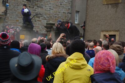 Foto 12x8 The Ba' Rises Kirkwall Das Spiel kann Stunden dauern ohne die c2015
