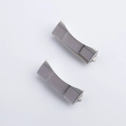 Eslabón de conexión de metal de 22 mm para Tudor Black Bay 41 mm M79360.M79363 - Imagen 1 de 9