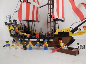 LEGO Pirates: Black Seas Barracuda (6285) with instructions - Near complete