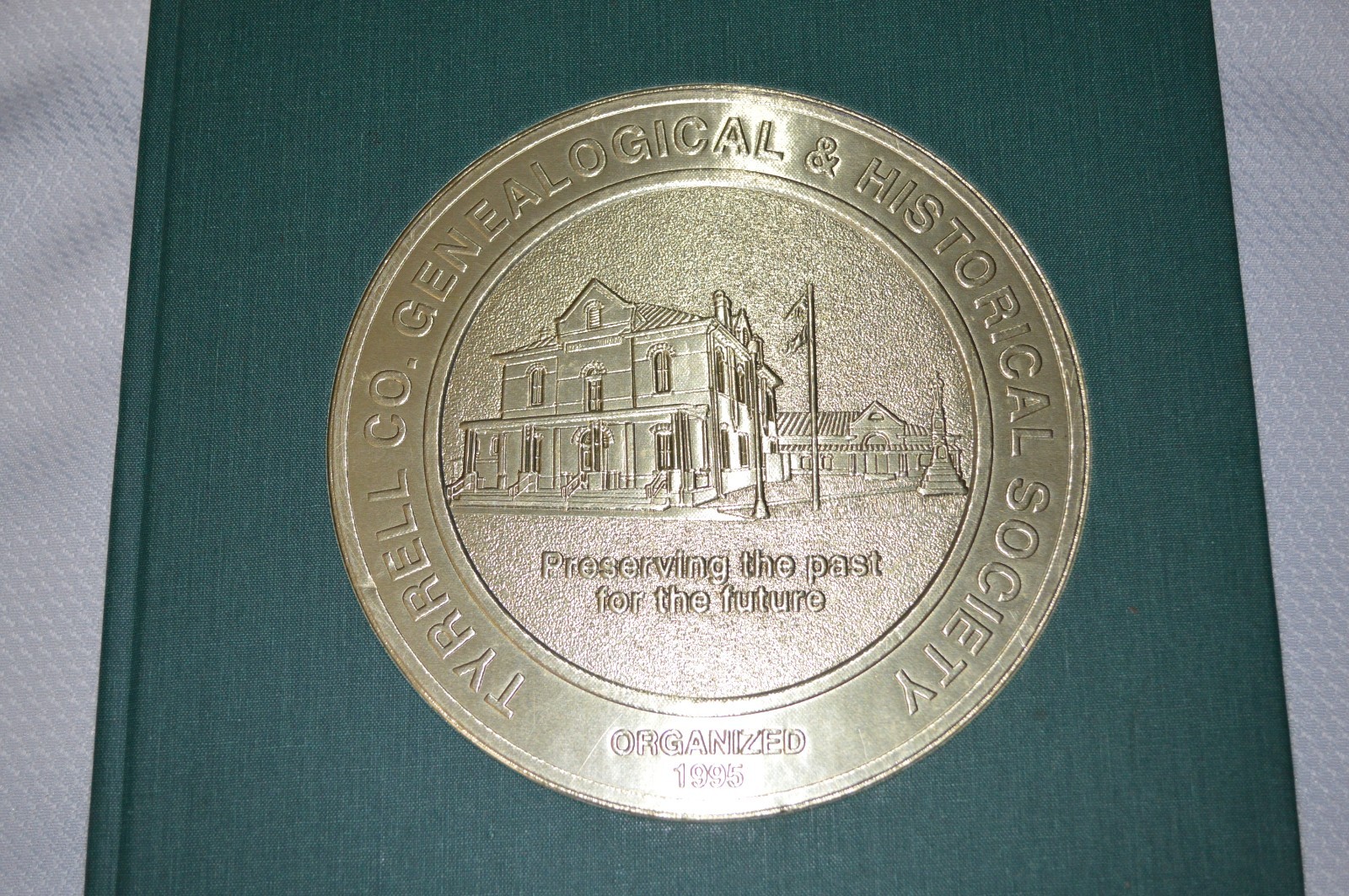 THE HERITAGE OF TYRRELL COUNTY ~ NORTH CAROLINA ~ VOLUME I ~ 1995 ~ SIGNED ED.