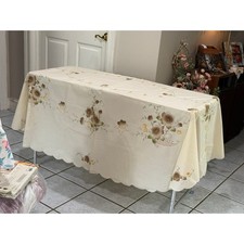 Large Floral Tablecloth Scalloped Edge 74x94 Rectangular Cottage Style