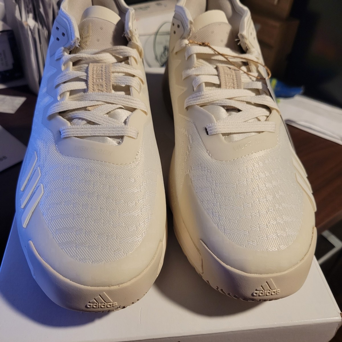 adidas men Size 11 Off White D.O.N. Issue #4 Basketball 