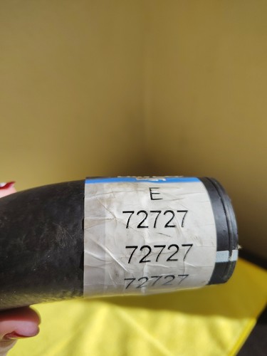 Curved Radiator Hose Dayco E72727 - Picture 2 of 3
